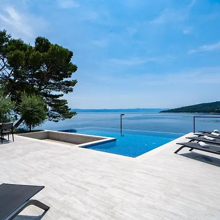 Seaside Luxury With A Swimming Pool Sumartin, Brac - 5639 Villa Sumartin