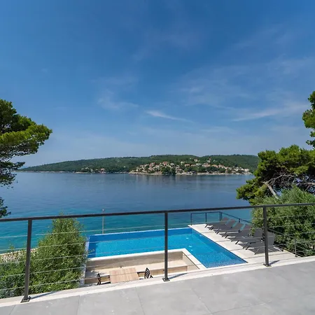 Seaside Luxury With A Swimming Pool Sumartin, Brac - 5639 Villa